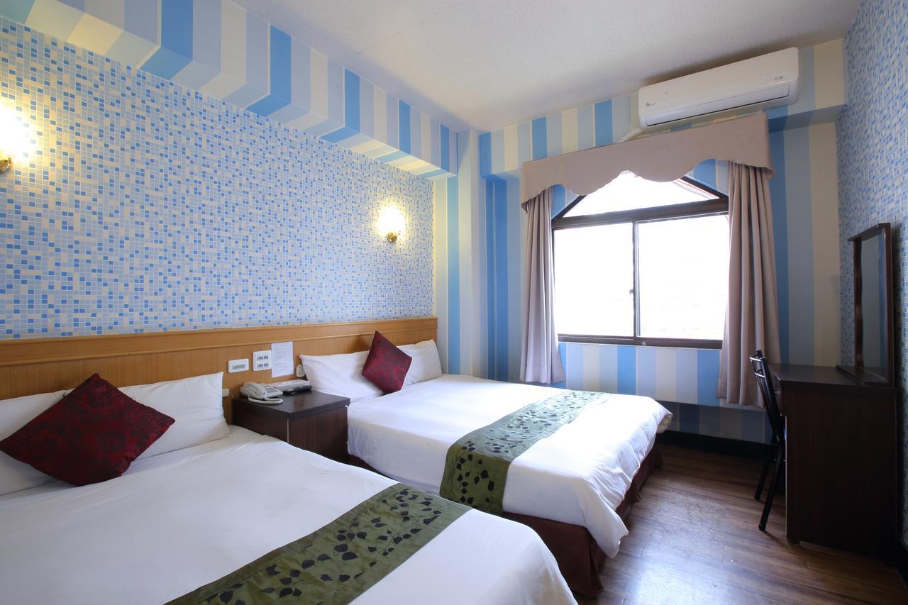 Chiayi Crown Hotel Екстер'єр фото
