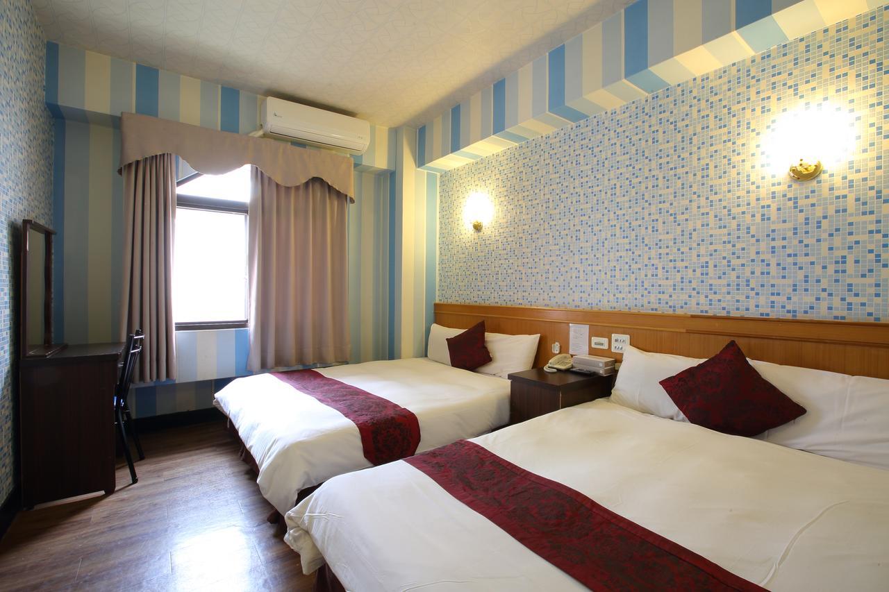 Chiayi Crown Hotel Екстер'єр фото